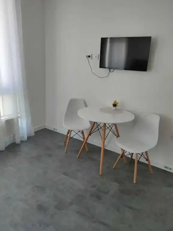 Тюмень: Апартаменты Северное сияние Новгородская 1