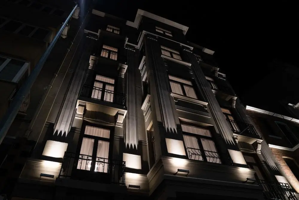 Стамбул: Monev İstanbul