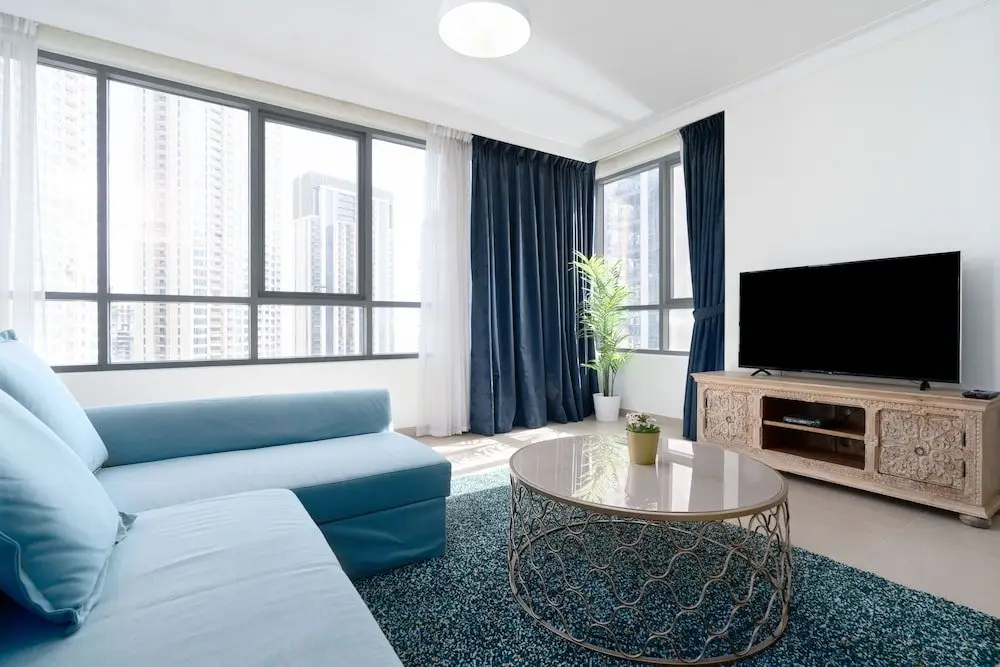Дубай: Lux BnB  Dubai Creek Harbour BLVD Views