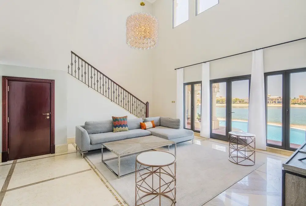 Дубай: Palm Jumeirah Beach Front XL Villa w Prvt Pool