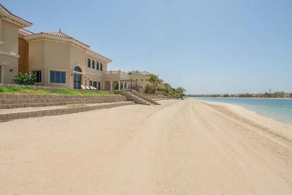 Дубай: Palm Jumeirah Beach Front XL Villa w Prvt Pool