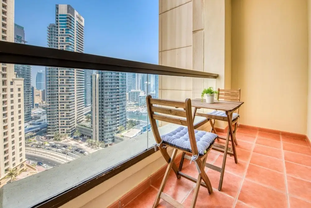 Дубай: Regal Apt Fit for a King w Sea View
