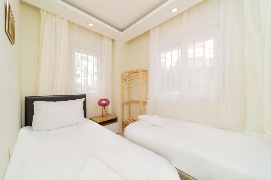 Анталья: Excellent Flat Close To Kaleici In Muratpasa