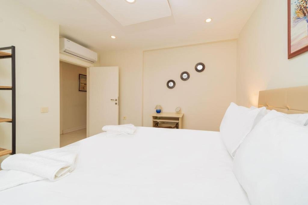 Анталья: Excellent Flat Close To Kaleici In Muratpasa