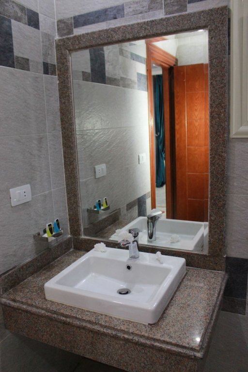 Каир: ELShams Hotel