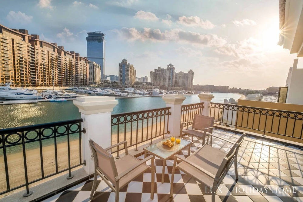 Дубай: LUX The Luxury Sunny Shores Palm Villa