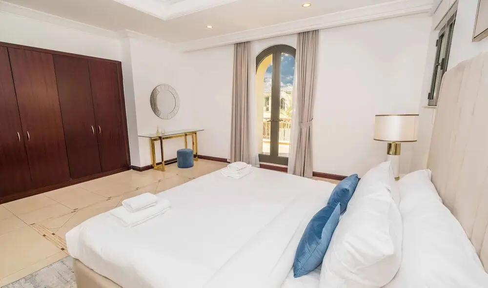Дубай: LUX The Luxury Sunny Shores Palm Villa