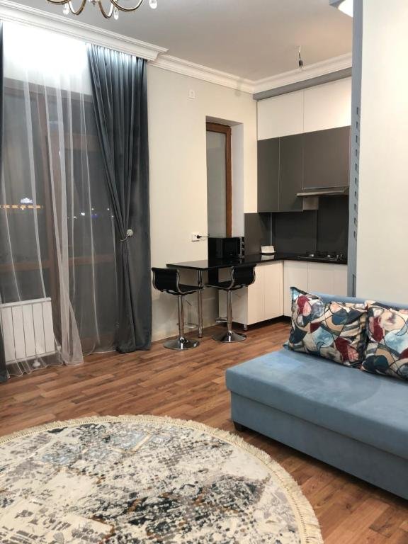 Туркестан: Karavan Saraj 1