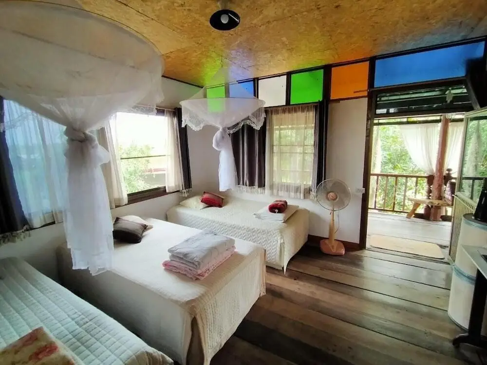 Сингбури: Metha Country View Homestay Singburi