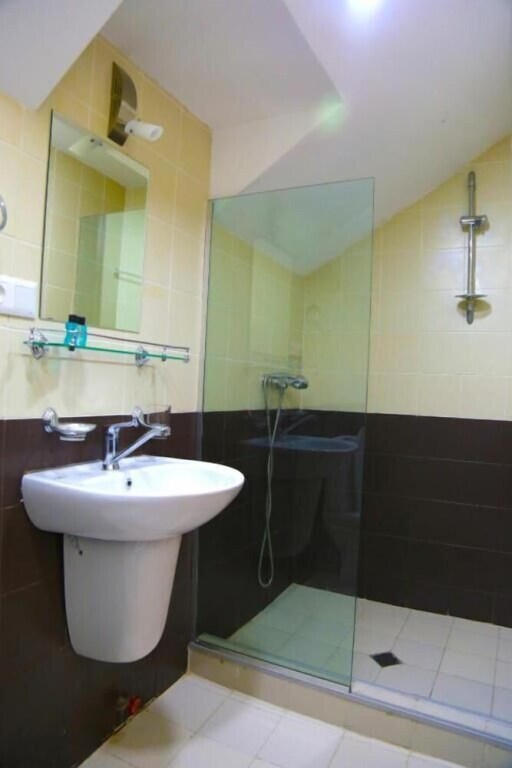 Тбилиси: Hotel Center