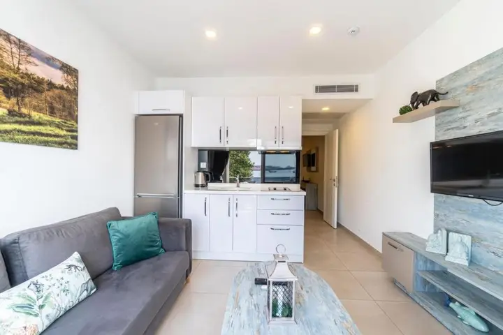 Бодрум: Seafront Flat With Fascinating Sea View in Bodrum