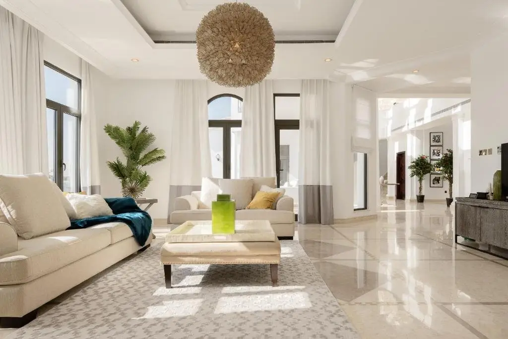 Дубай: Maison Privee - Villa on Beach w Private Pool The Palm Jumeirah