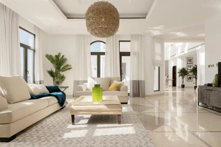 Дубай: Maison Privee - Villa on Beach w Private Pool The Palm Jumeirah