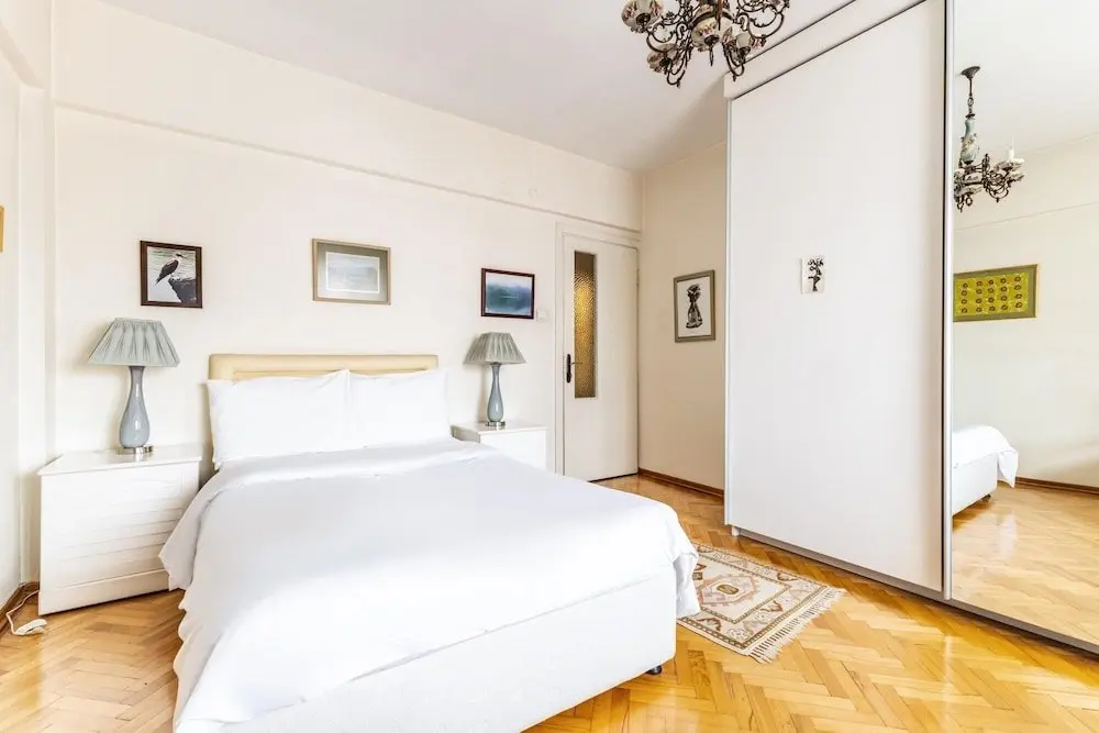 Стамбул: Stylish and Spacious Flat in Erenkoy