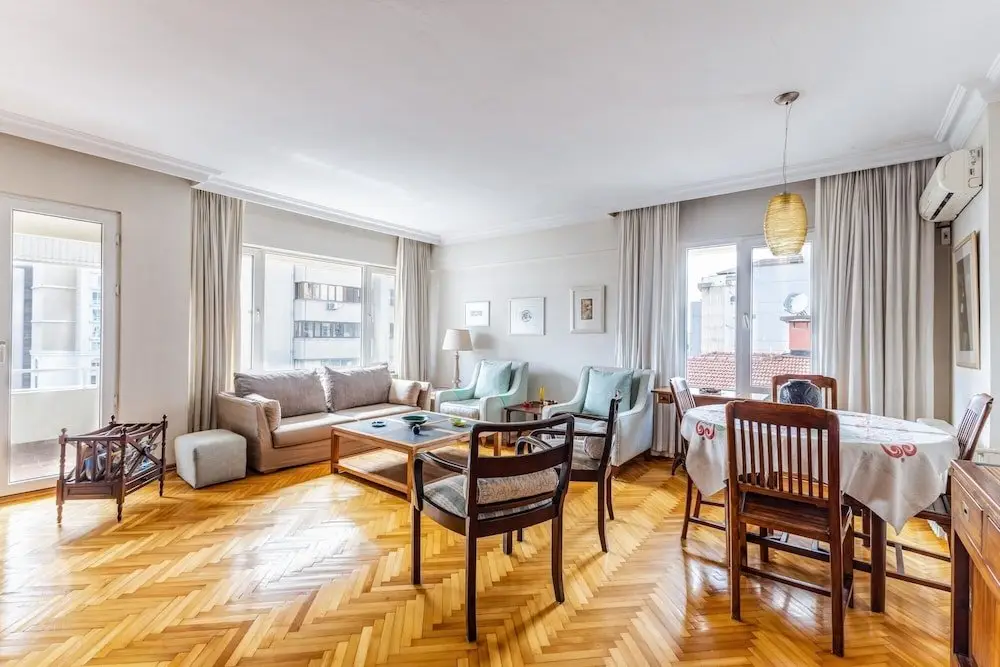 Стамбул: Stylish and Spacious Flat in Erenkoy