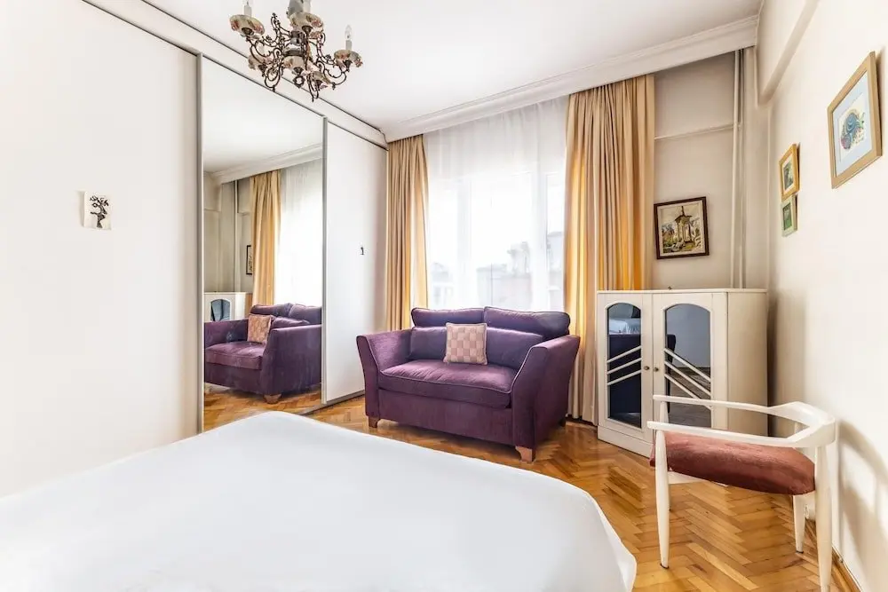 Стамбул: Stylish and Spacious Flat in Erenkoy