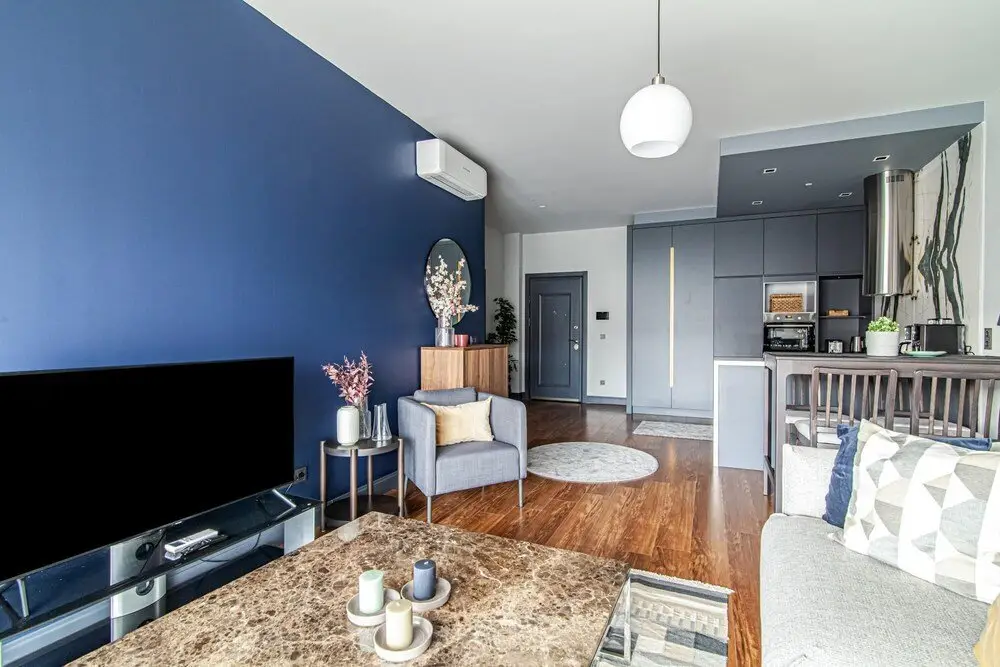 Стамбул: Modern Apartment in Beyoglu With Balcony