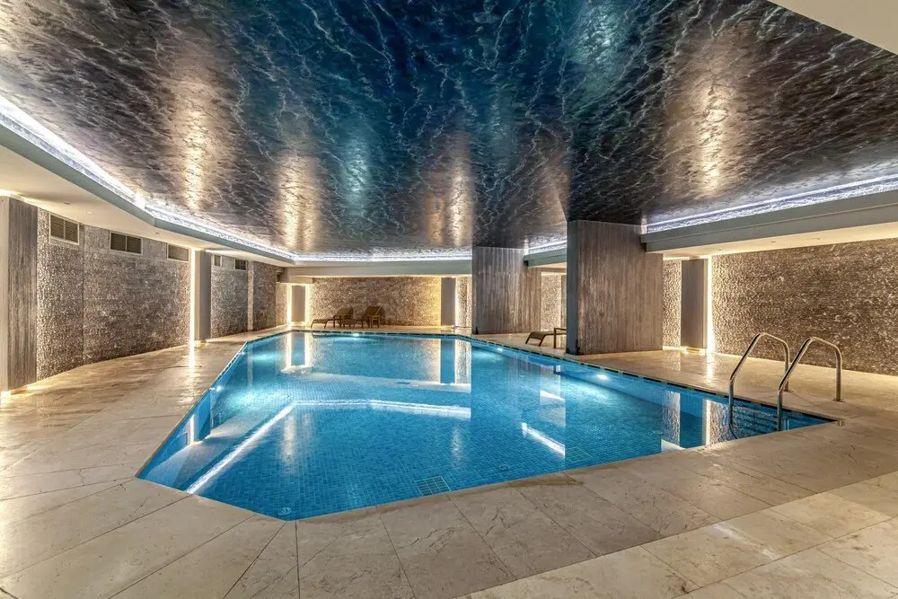 Стамбул: Modern Apartment in Beyoglu With Balcony