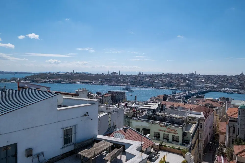 Стамбул: Stunning 1Br W Terrace & Galata View