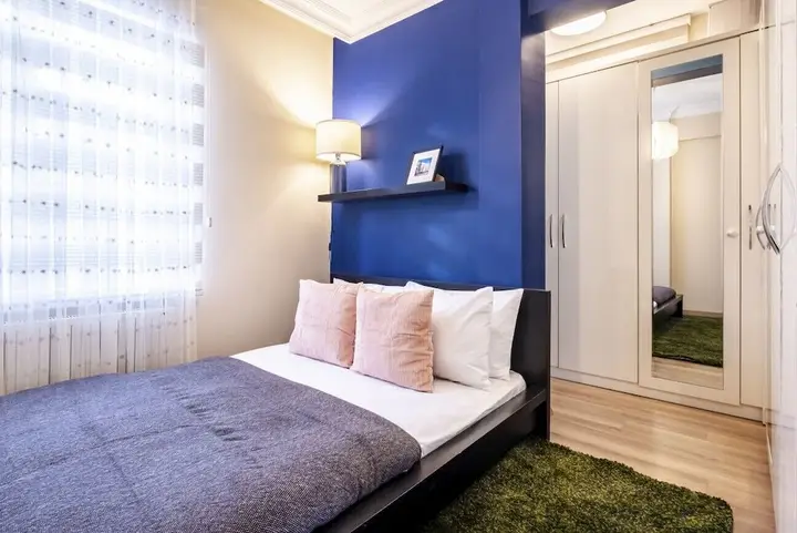 Стамбул: Captivating Flat With Balcony Near Besiktas Pier