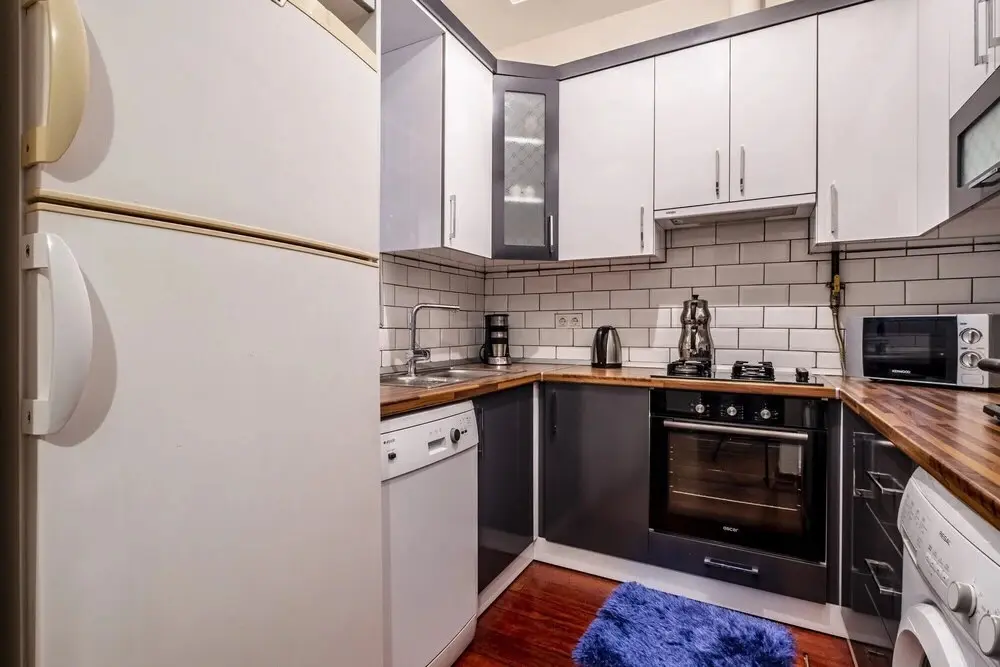 Стамбул: Centrally Located Apartment With Balcony in Sisli