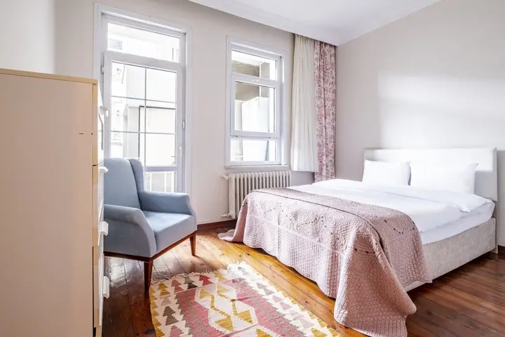 Стамбул: Centrally Located Apartment With Balcony in Sisli