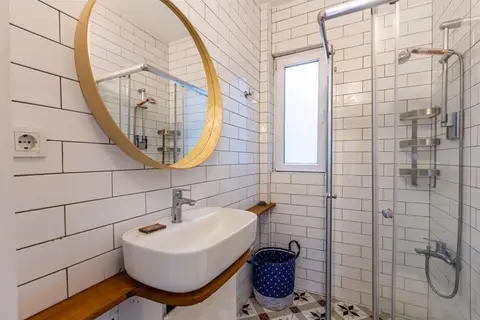 Vibrant Flat in Cihangir With Central Location — фото 1