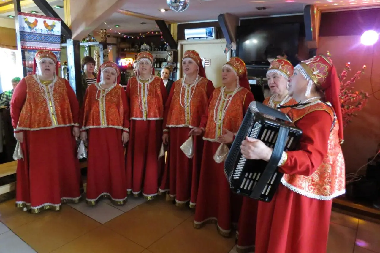 Тверь: Guest House Bosfor v Rodine