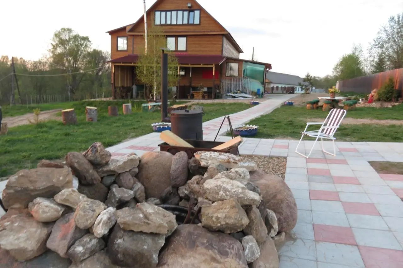 Тверь: Guest House Bosfor v Rodine