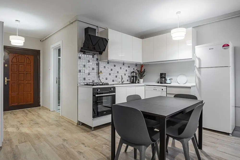 Стамбул: Spacious Central Apartment Crossroads of Transports