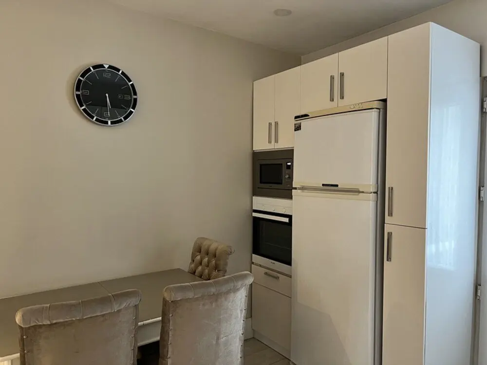 Стамбул: Sleek Flat Close to Osmanbey Metro Station