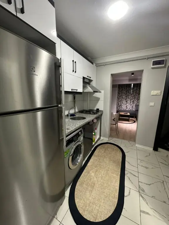 Стамбул: Comfy Flat With Balcony in Esenler