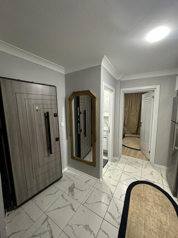 Стамбул: Comfy Flat With Balcony in Esenler