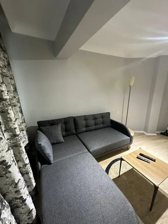 Comfy Flat With Balcony in Esenler — фото 1
