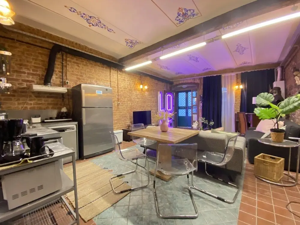 Стамбул: Centrally Located Historical Flat in Beyoglu