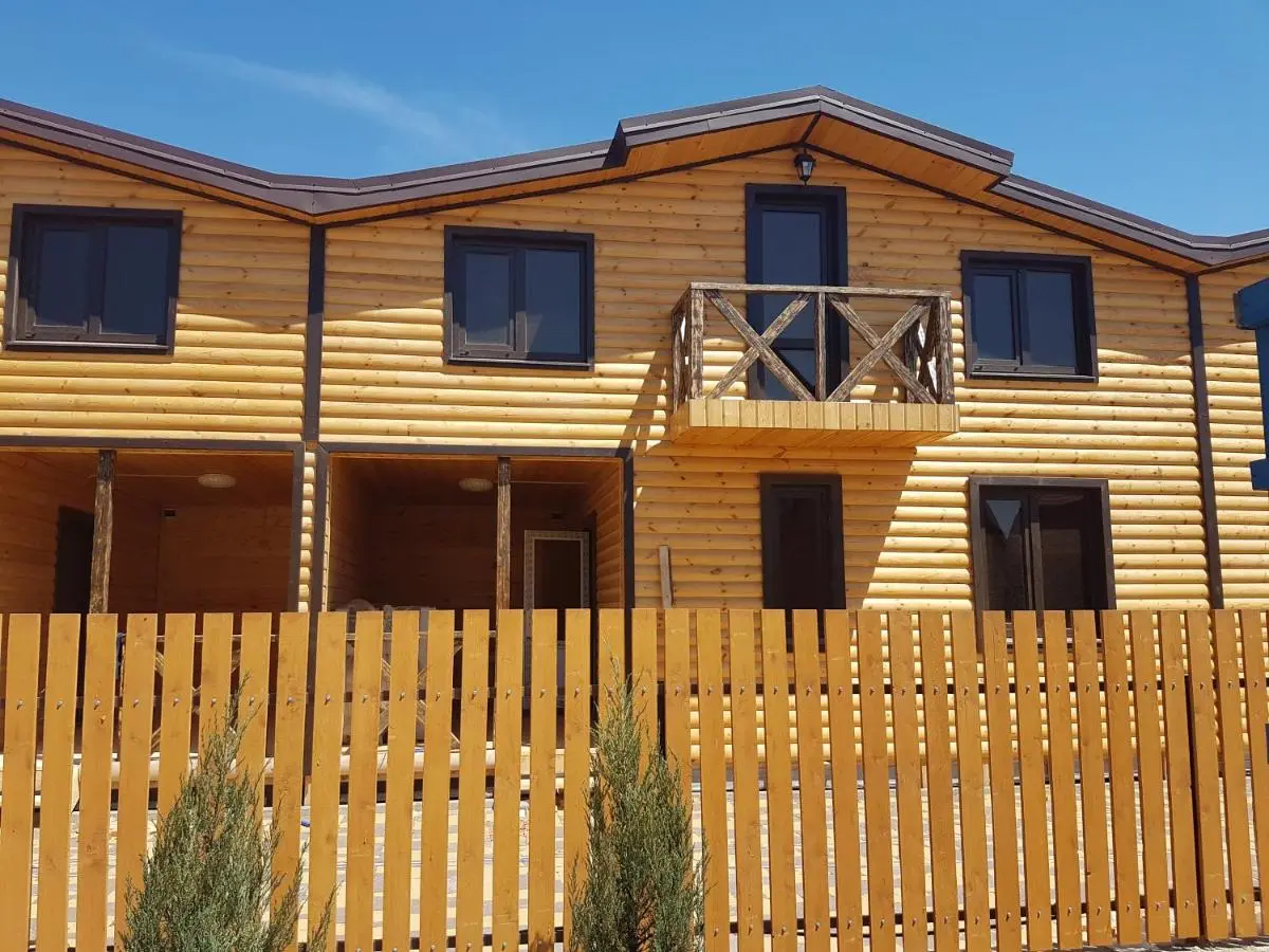 Голубицкая: Eco-hotel KORiTZA