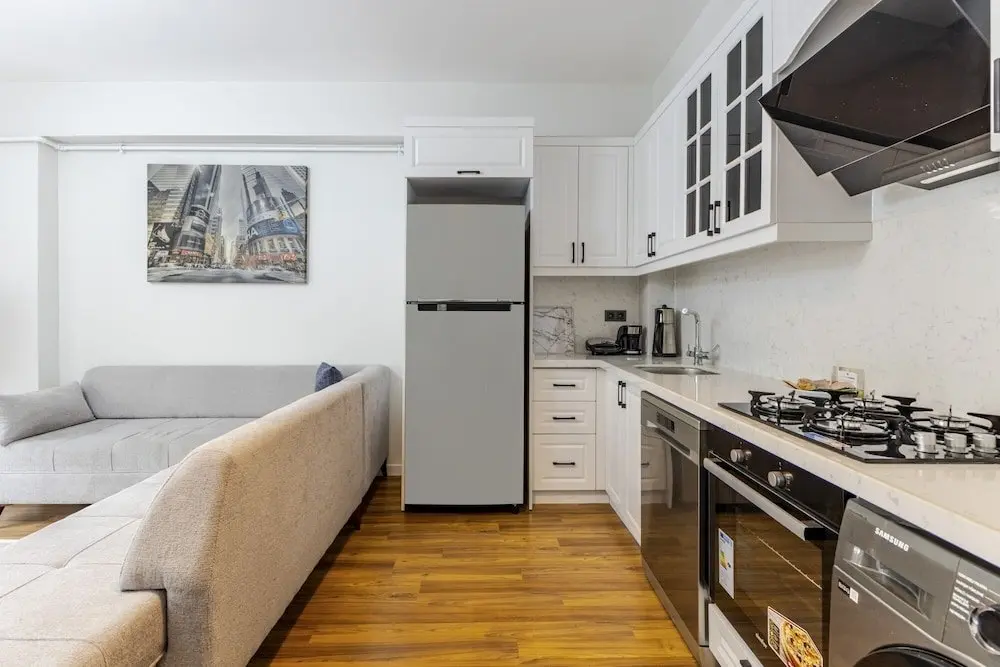 Стамбул: Central and Modernly Furnished Flat in Sisli
