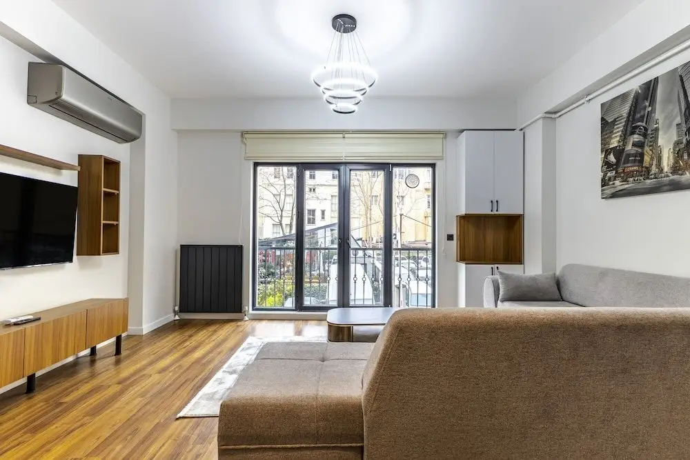 Стамбул: Central and Modernly Furnished Flat in Sisli