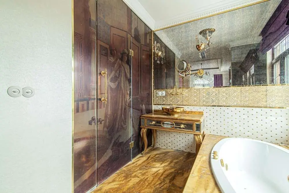 Стамбул: Hotel Room in Historic Mansion in Beylerbeyi