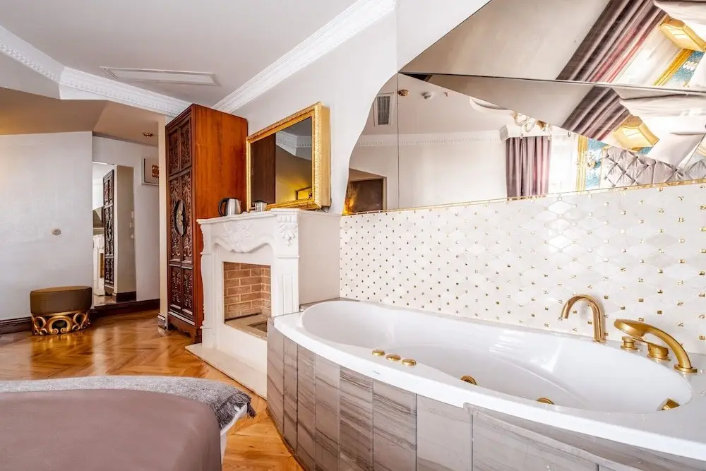Стамбул: Splendid Studio in Historic Mansion in Beylerbeyi