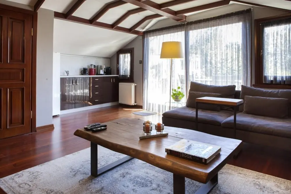 Стамбул: Charming Flat With a Lovely Terrace in Yenikoy