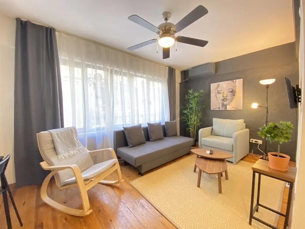 Стамбул: Chic Flat With Balcony In The Heart Of Beyoglu
