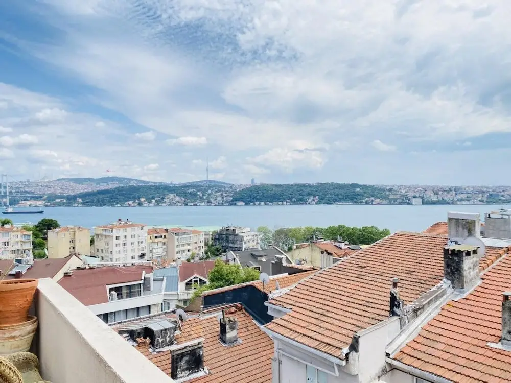 Стамбул: Missafir Amazing Flat With Terrace in Besiktas