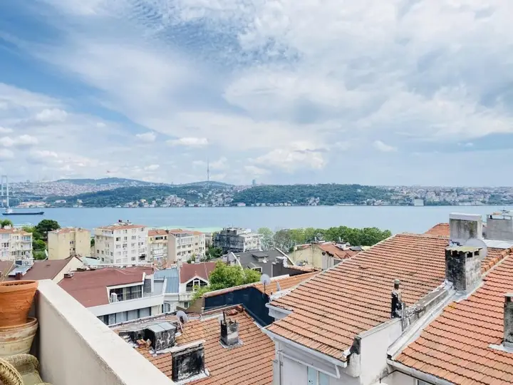Стамбул: Missafir Amazing Flat With Terrace in Besiktas