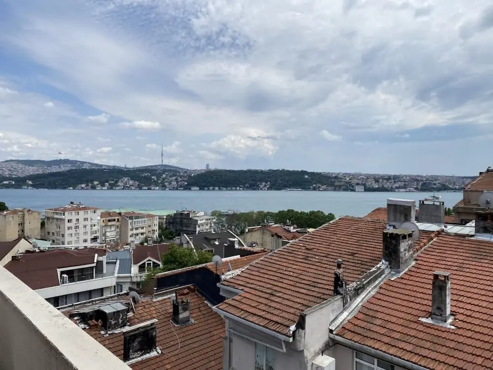 Стамбул: Missafir Amazing Flat With Terrace in Besiktas