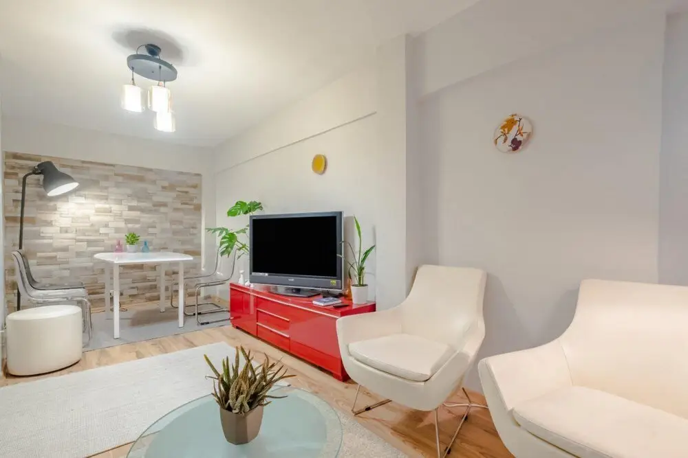 Стамбул: Colorful and Central Flat With Balcony in Kadikoy