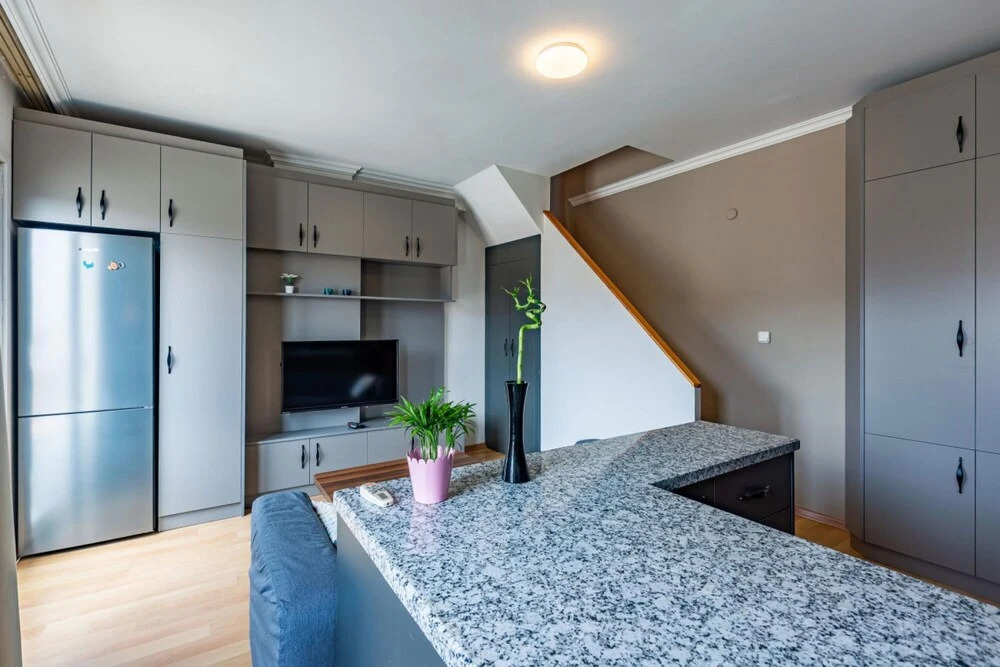 Стамбул: Central and Modern Flat with City View in Sisli
