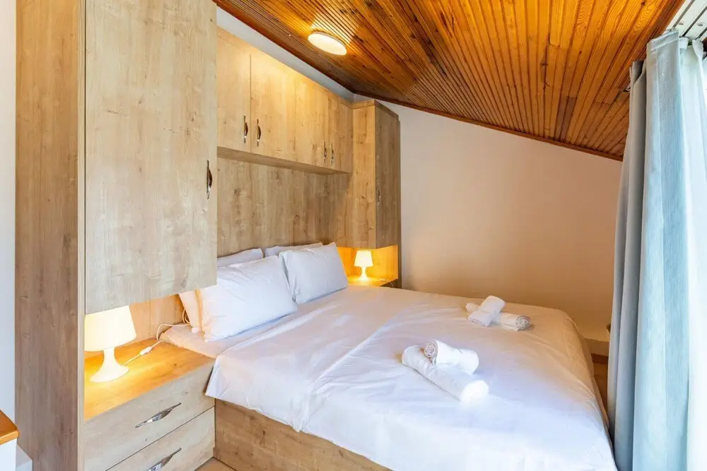 Стамбул: Central and Modern Flat with City View in Sisli