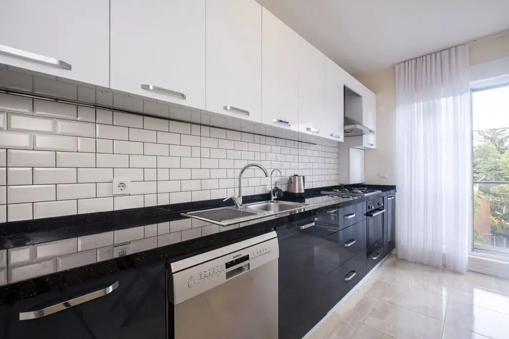 Стамбул: Modern and Central Flat With Balcony in Maltepe