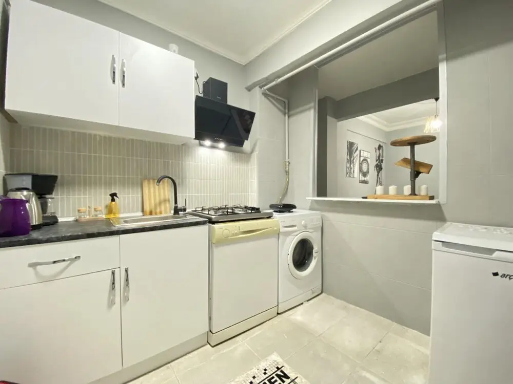 Стамбул: Charming Flat With Balcony in Sinanpasa Besiktas
